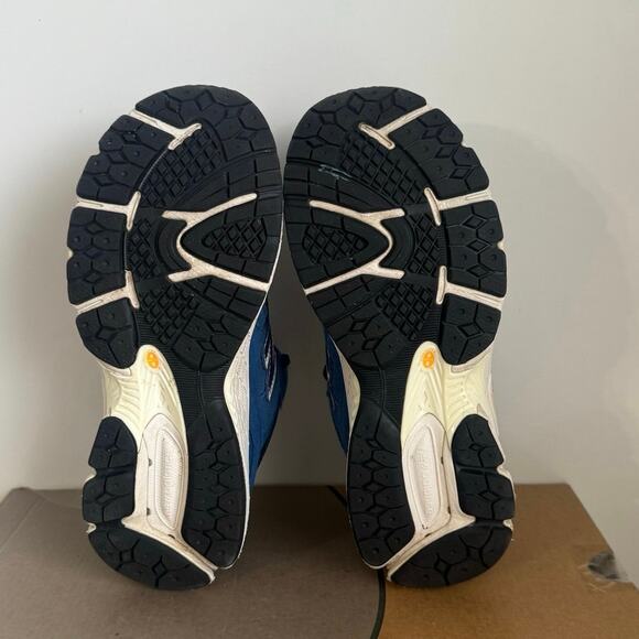 New Balance 2002 R ‘Blue Navy’ Preschool Kids Sneakers- SZ 3 Y - Picture 12 of 13